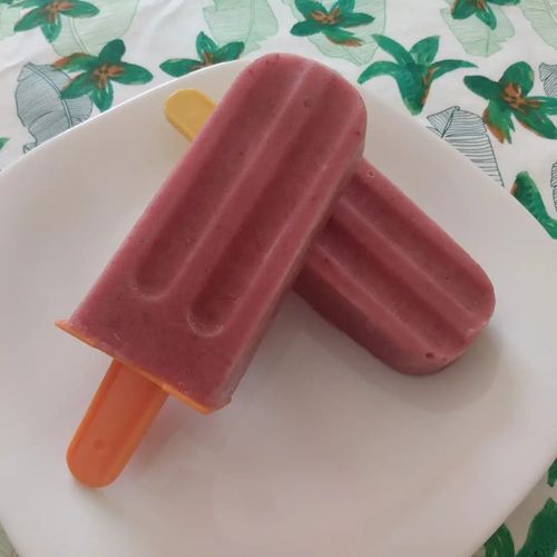 Picolé de morango (sem adição de açúcar)
