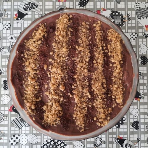 Pavê de chocolate e nozes