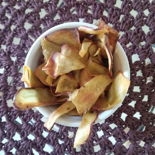Chips assados de batata doce