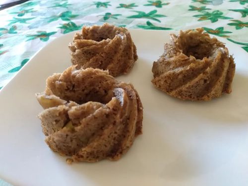 Muffin de maçã e banana (sem adição de açúcar)